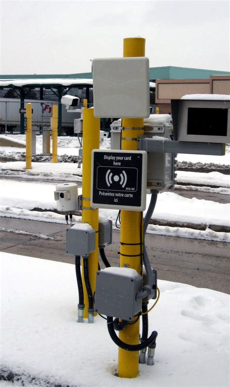 canada rfid chip readers at land border crossing|cbsa rfid.